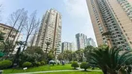 上海徐家匯超大客廳兩房兩衛整租套房