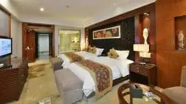 Kunshan Yizui Crown Hotel
