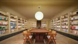 大连中山广场鲁迅路亚朵酒店
