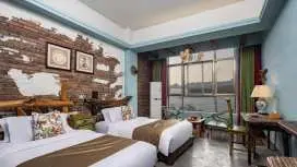 Floral Qionghai Xizhai Hotel