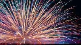 [1 คืน 2 วัน] เทศกาลดอกไม้ไฟคุมาโนะแบบดั้งเดิมและศาลเจ้าอิเสะจิงกุ | เพลิดเพลินไปกับดอกไม้ไฟจากที่นั่งผู้ชมแบบชําระเงิน! - ออกเดินทางจากนาโกย่า | จังหวัดมิเอะ