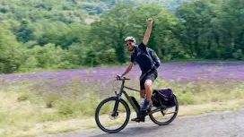 Full-Day E-Bike Tour in Luberon from Avignon
