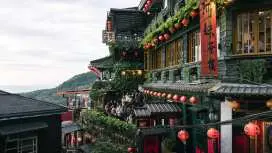 [Giảm giá 5%] Tour riêng trong ngày tham quan Đài Bắc Tân Đài Bắc Xe riêng 6 hoặc 8 giờ Thời gian khởi hành có thể chỉ định bằng tiếng Nhật | Thác nước Thập Phần + Đèn lồng trên không Thập Phần | Phố cổ Cửu Phần |