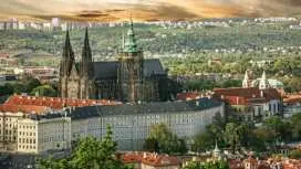 【專屬包車】捷克布拉格周邊包車客制化包車一日遊・中文司機