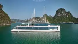 一日游 | 五星级 JADE SAIL 下龙湾游轮 + 高级自助餐 + 皮划艇与划艇体验(越南 / 观光游轮)(可选河内往返接送)
