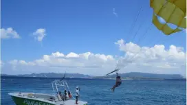 [Okinawa Northern Area / Minnajima] Minnajima Parasailing & Boat Experience Diving Half-Day Ocean Course