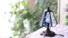 【大阪・八尾】当店オリジナルの小花模様ガラスでステンドグラスランプ体験!10歳からOK