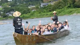 [Nagano, Iida] Take a traditional Japanese boat trip down the Tenryu River! The boatman will guide you through the traditions of Japanese boats (history, shipbuilding, and boat handling techniques)!