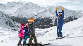 "Eisbären Club" Ski School Half Day Children 3-5 Years in Wengen