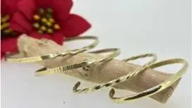 [Bunkyo Ward, Tokyo] Let's make a bangle using beautiful yellow brass called Wa-kodo through engraving.