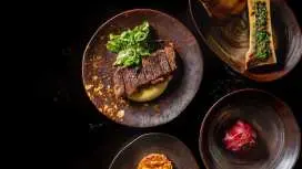 新加坡圣淘沙湾W饭店的SKIRT餐厅 | 新加坡