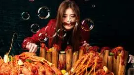 Food Exchange at Novotel Singapore On Stevens | Central Singapore