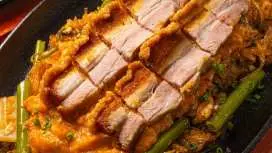 Lim Tom Luead Moo Sriracha (Chonburi) | ประเทศไทย