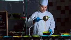 ザ ブラッスリー l ホリデイ・イン ラヨーン | ประเทศไทย