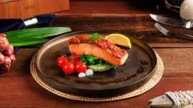 清迈美利亚酒店的 Mai 餐厅和酒吧(清迈)| ประเทศไทย