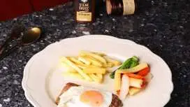 13 เหรียญ งามวงศ์วาน | ประเทศไทย