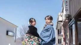 【群馬・伊香保】伊香保温泉石段街で物語の主人公になれる着物レンタル ・カップルプラン(3時間)石段街を食べ歩きしながら散策!