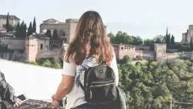 格拉纳达:阿尔拜辛和萨克罗蒙特混合徒步之旅|西班牙