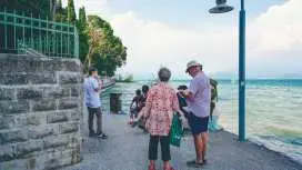 Sirmione: Village Highlights Walking & Lake Garda Boat Tour|Italy