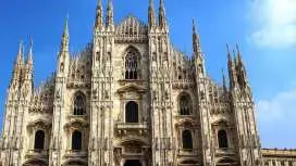 Milan Walking Tour with a Local|Italy