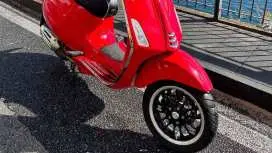 Naples: Panoramic Tour by Vespa Scooter|Italy