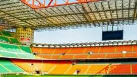 ทัวร์อย่างเป็นทางการของสนามซานซีโรและพิพิธภัณฑ์มิลาน