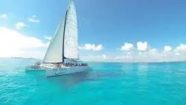 Isla Mujeres catamaran cruise experience