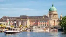 ポツダム旧市街とオランダ地区を巡るセルフガイド音声ツアー