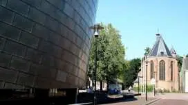 Self guided tour with interactive city game of Tiel