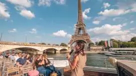Seine River Cruise by Vedettes De Paris