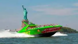 The Beast Speedboat Ride to Statue of Liberty by Circle Line: Reserved Straight-to-Board Ticket