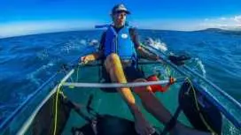 Transparent e-kayak guided tour in Fuerteventura