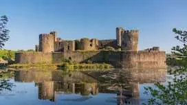 Mountains of Wales tour with Caerphilly Castle and St Fagans Museum