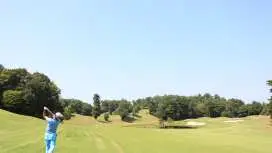 【From Komatsu】 Enjoy Playing Golf at Komatsu Country Club