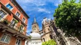 Aachen 2-hour city walking tour with a local