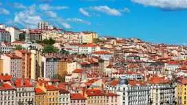 Discover Lyon in 60 Minutes with a Local