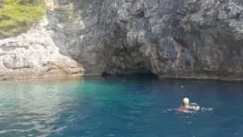 從杜布羅夫尼克出發的埃拉菲蒂群島和藍洞浮潛之旅