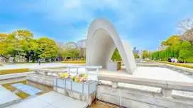 Day trip to Hiroshima and Miyajima by bullet train from Tokyo