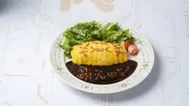 Drawing Omelette Rice Experience at Akihabara Maid Café