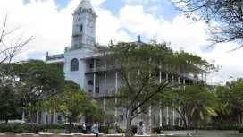 Zanzibar历史悠久的石头城和弗雷迪·默丘里博物馆私人之旅