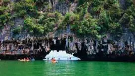 Full-day twilight sea canoe from Khaolak