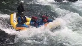 【北海道・南富良野】《9・10月割引》富良野・トマムで遊ぶなら♪ 空知川ラフティング 5歳からOK! 写真データ無料!当日申込みOK!