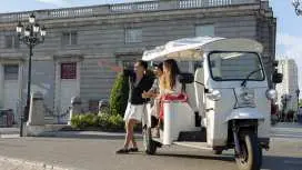 Madrid Tour: Panoramic views in Tuk Tuk