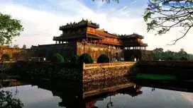 Hue City Day Tour: Imperial Citadel, Thien Mu Pagoda & Lunch