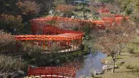 【青森出發】津輕絕景一日遊:鶴之舞橋&高山稻荷神社&立佞武多之館|2人成團・專車接送・多語言服務(青森縣)