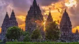 普兰巴南寺日落之旅 – 日惹的神奇夜晚