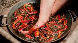 Chongqing Bashan Erjiang (Creative Hot Pot Foot Massage Experience)