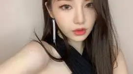 k-pop style hair make up: LOVEY
