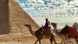 Giza: Pyramids of Giza With Memphis & Saqqara Guided Tour
