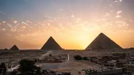 Guided Pyramids at Sunrise Tour With Camel Ride in Giza